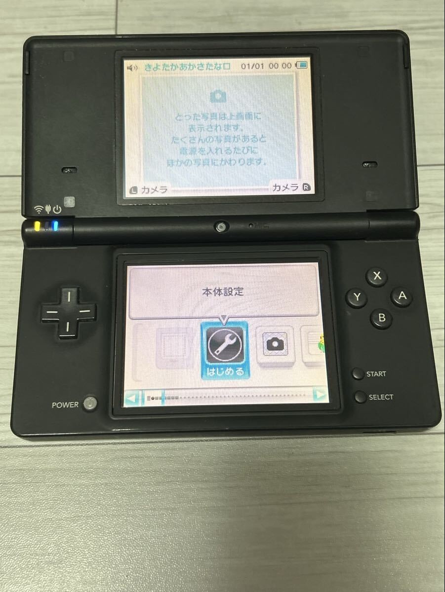 Nintendo DSi Black TWL-001 Handheld Game Console Used