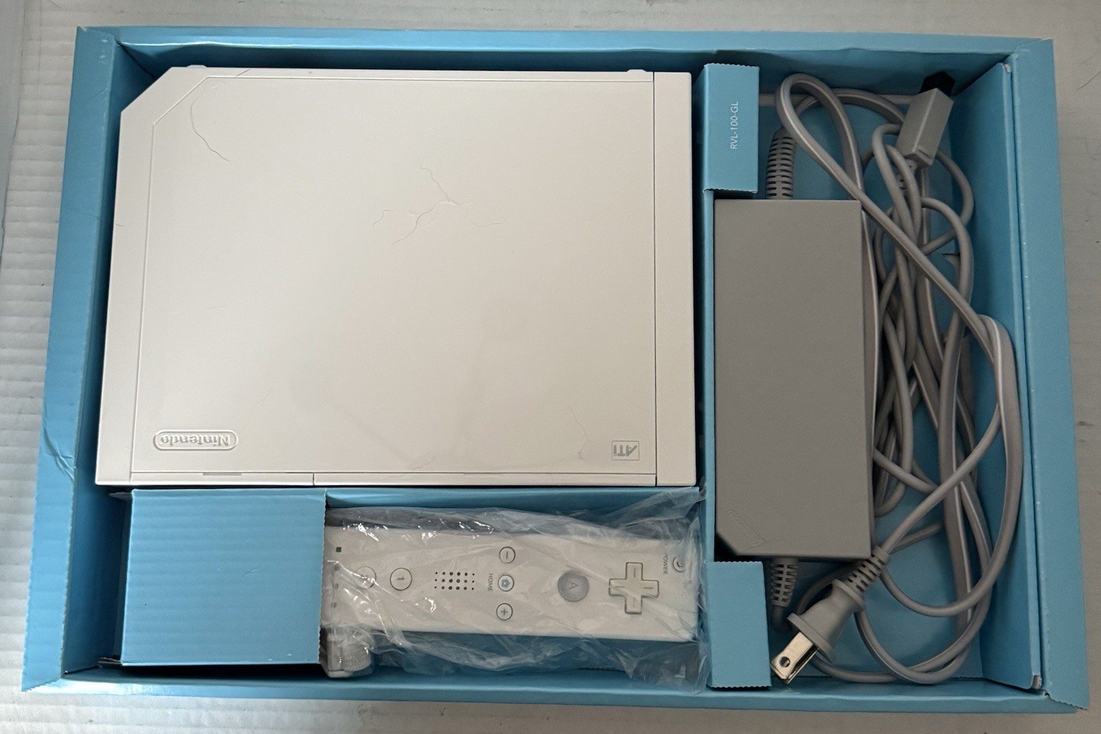 Nintendo Wii White Home Console – In Original Box GameCube Compatible – Tested