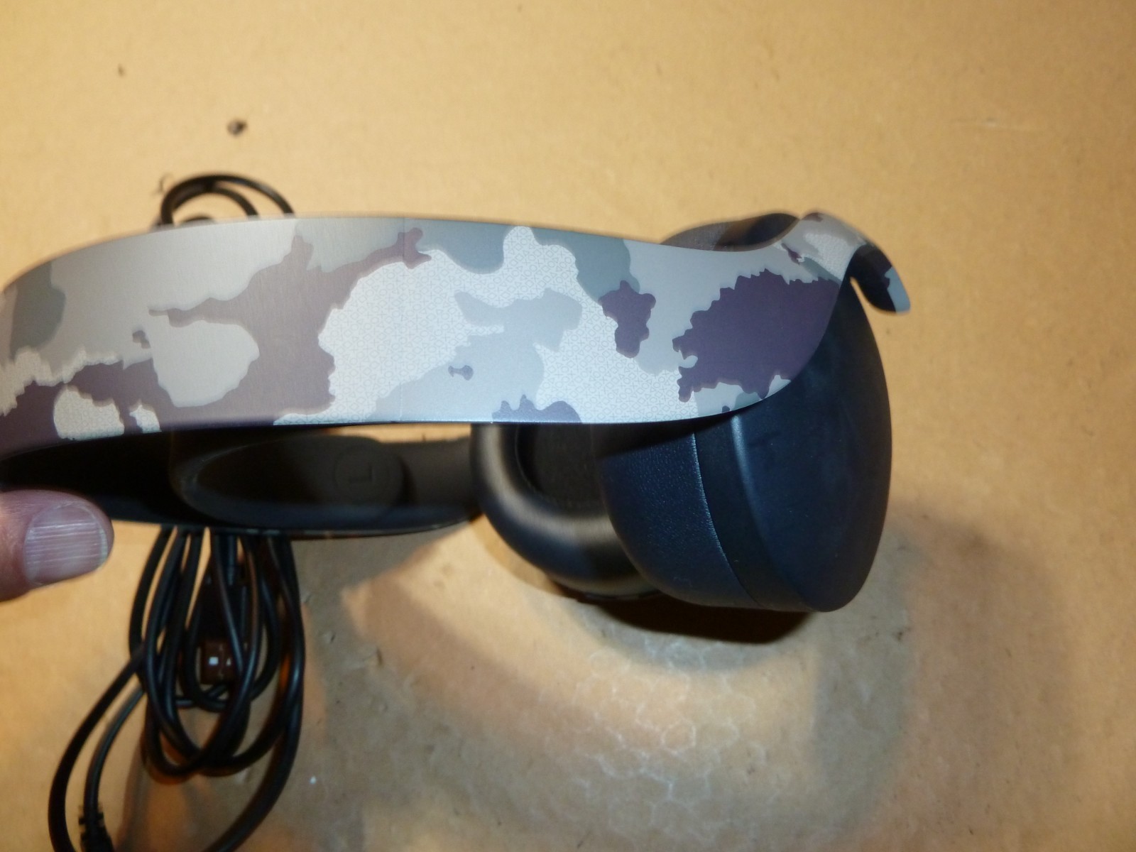Sony PULSE 3D Wireless Headset ONLY for PlayStation 5 PS5 – Gray Camouflage