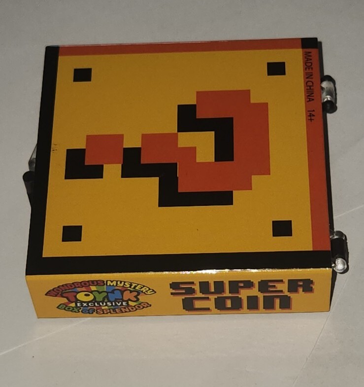 Super Mario Super Coin Toynk Wonderous Mystery Box Of Splendor Gold Metal Token