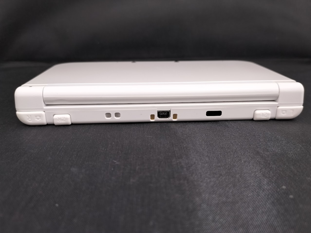 B769 Nintendo new 3DS LL XL console White Japan fx