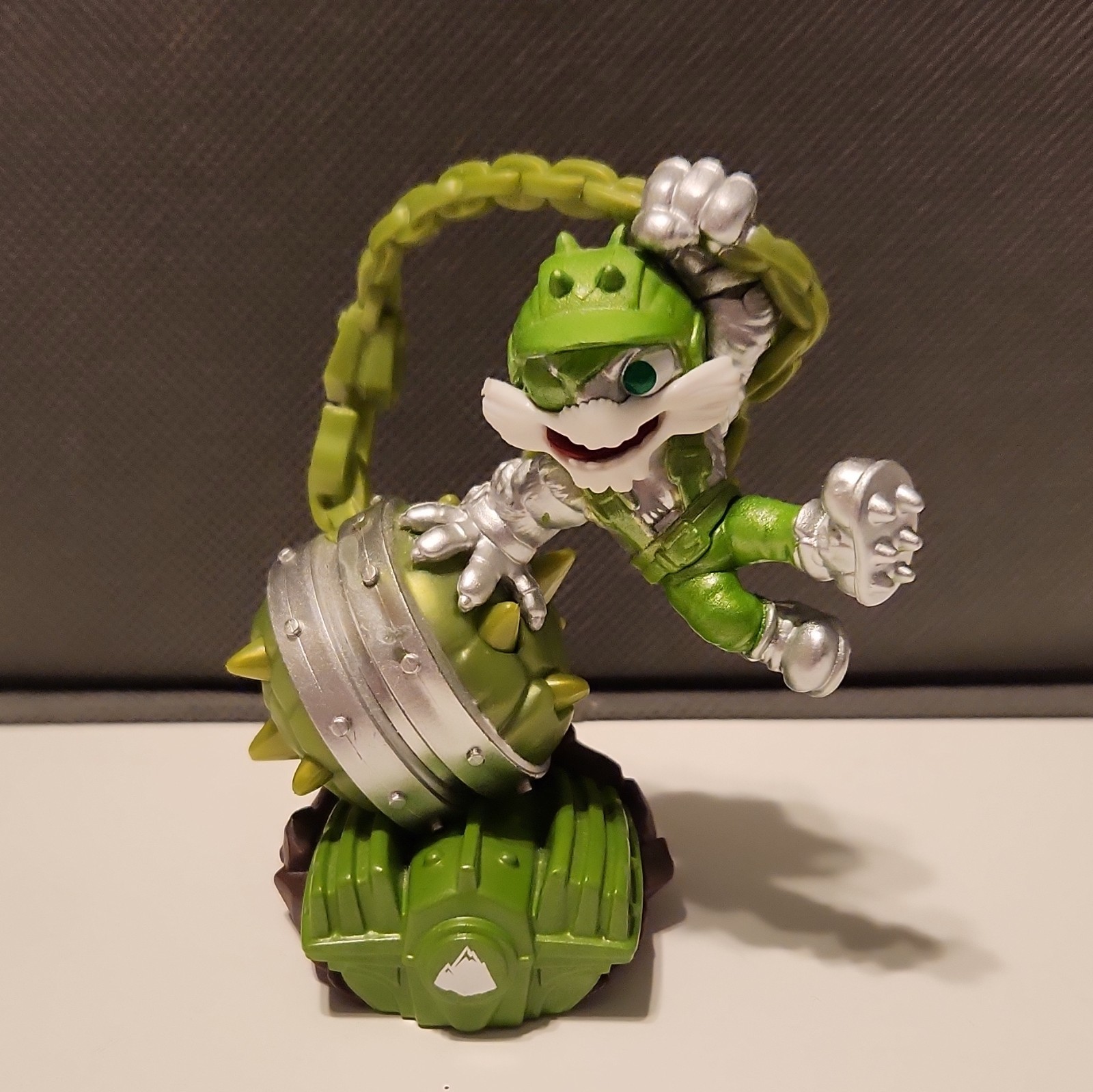 Skylanders Imaginators Steel Plated Smash Hit