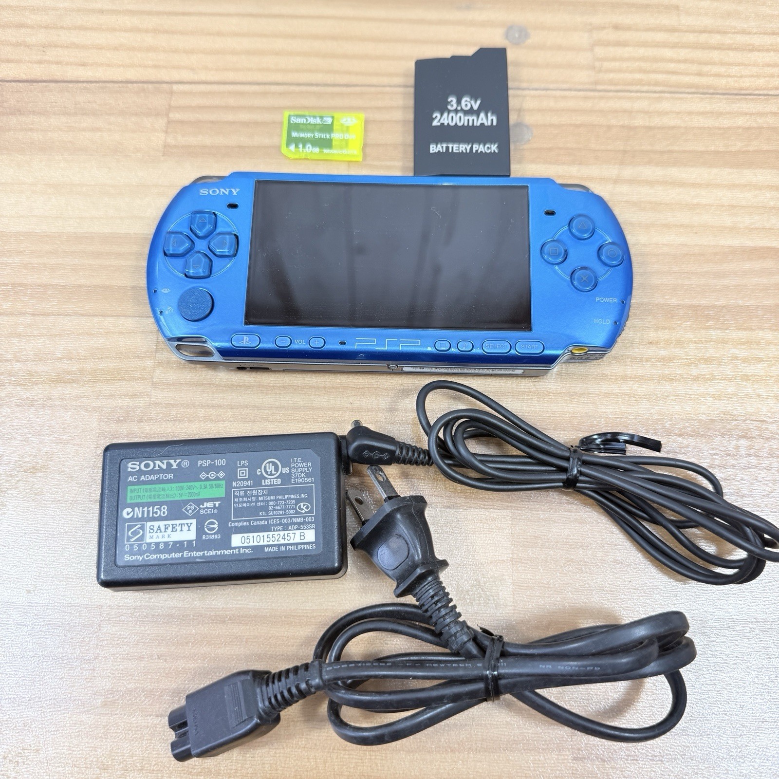 (Lot of 1) Sony PSP-3000 Console Blue 1GB Memory OEM Adapter New Battery Used