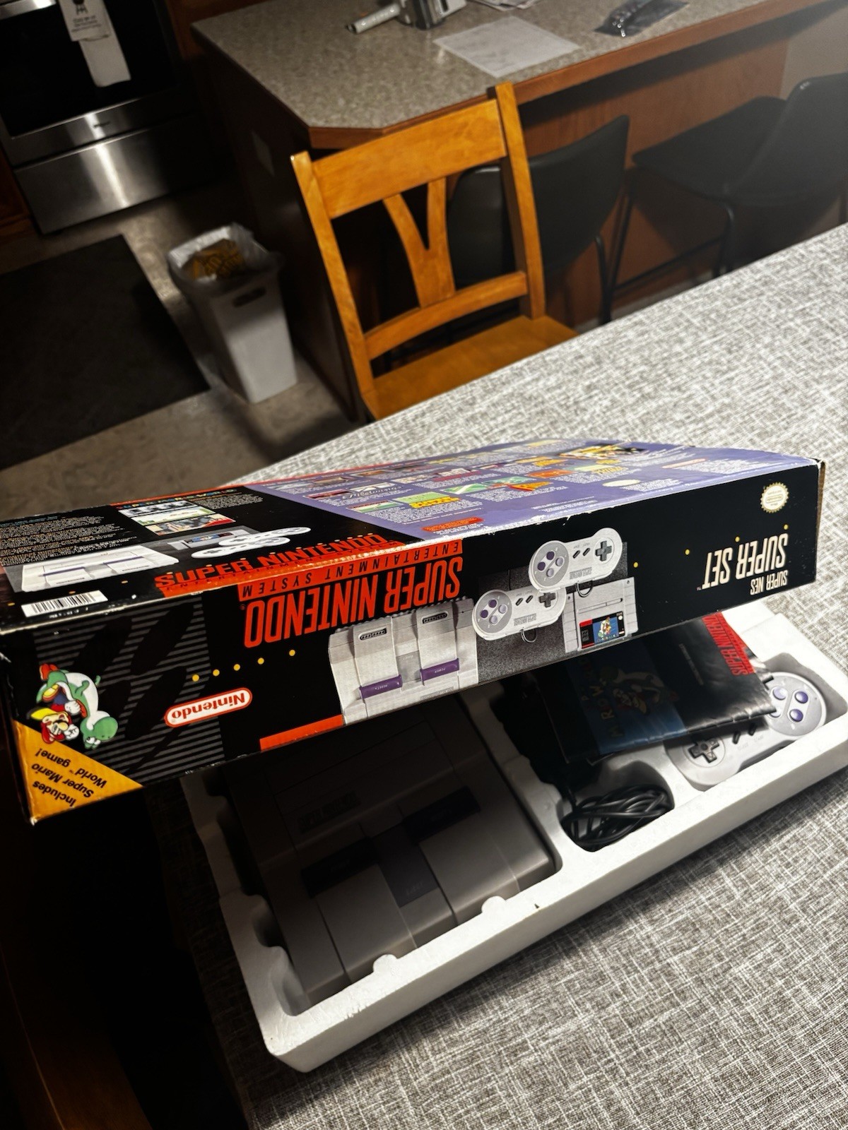 Nintendo Super NES Super Set Console with Super Mario World Complete In Box