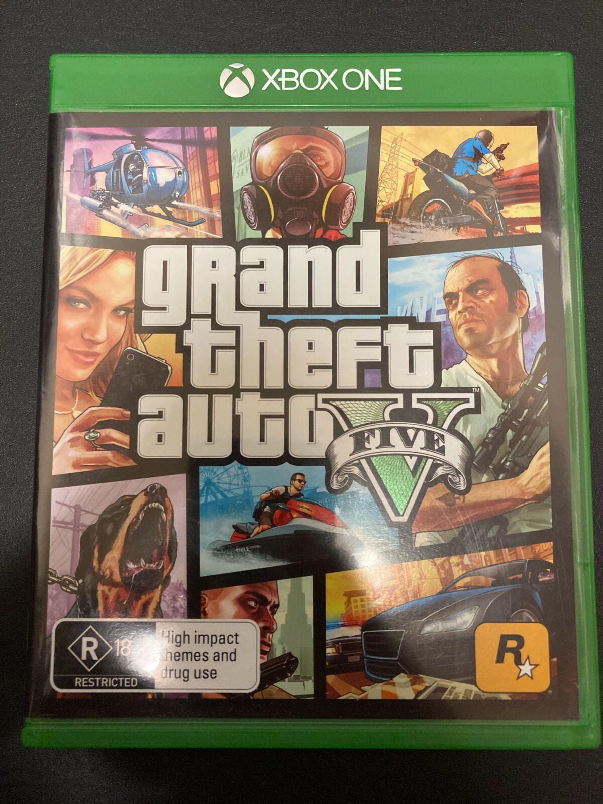 Grand Theft Auto V Xbox One, Australian Version R 18+, CIB with Map!