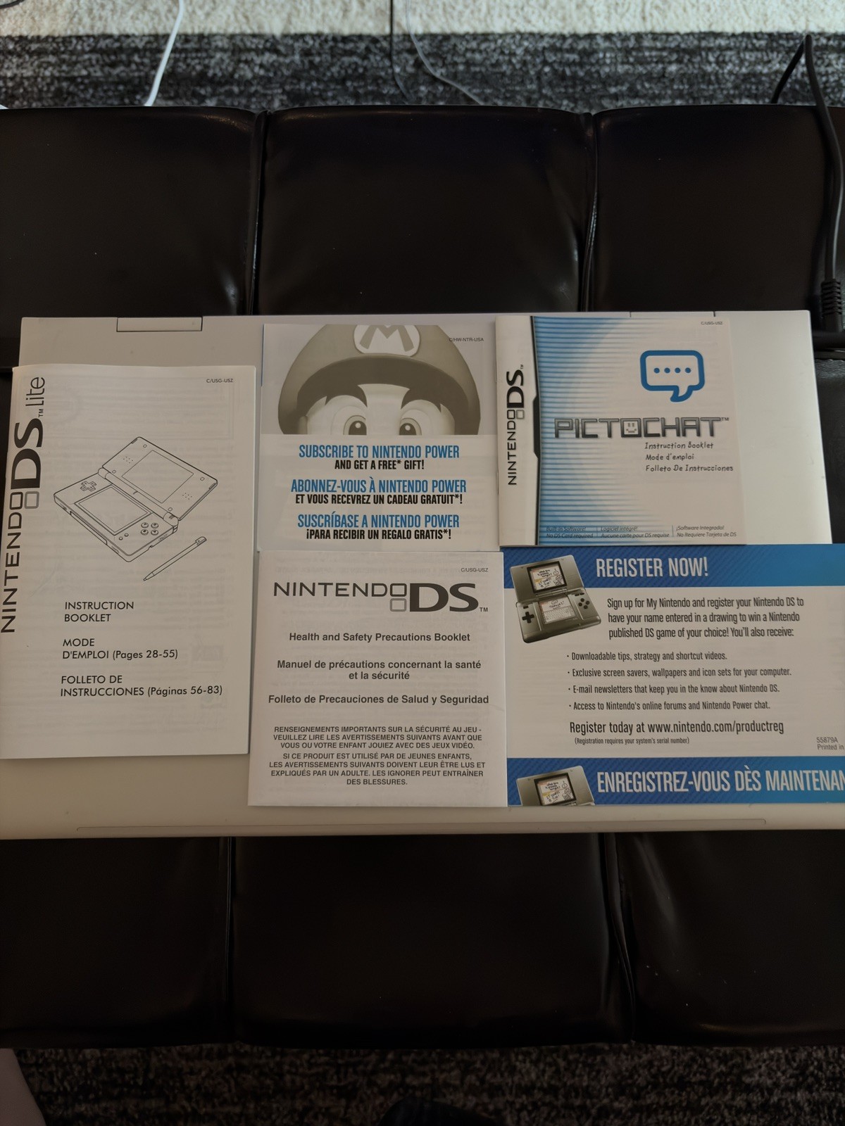 Nintendo DS Lite, Onyx, USG-001 – Complete in Box, Charger Included