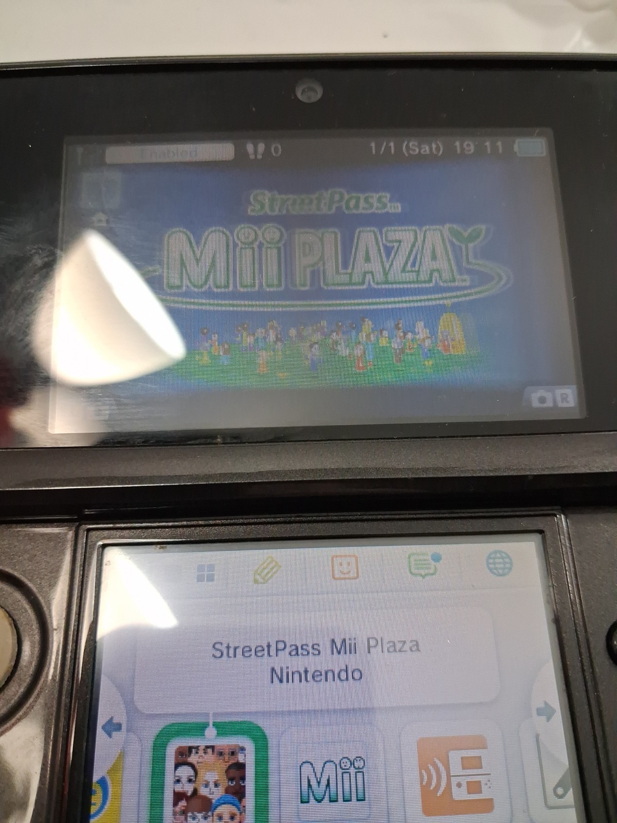 Nintendo 3DS Handheld System Black With Zelda Ocarina Of Time Charger 2Gb SD