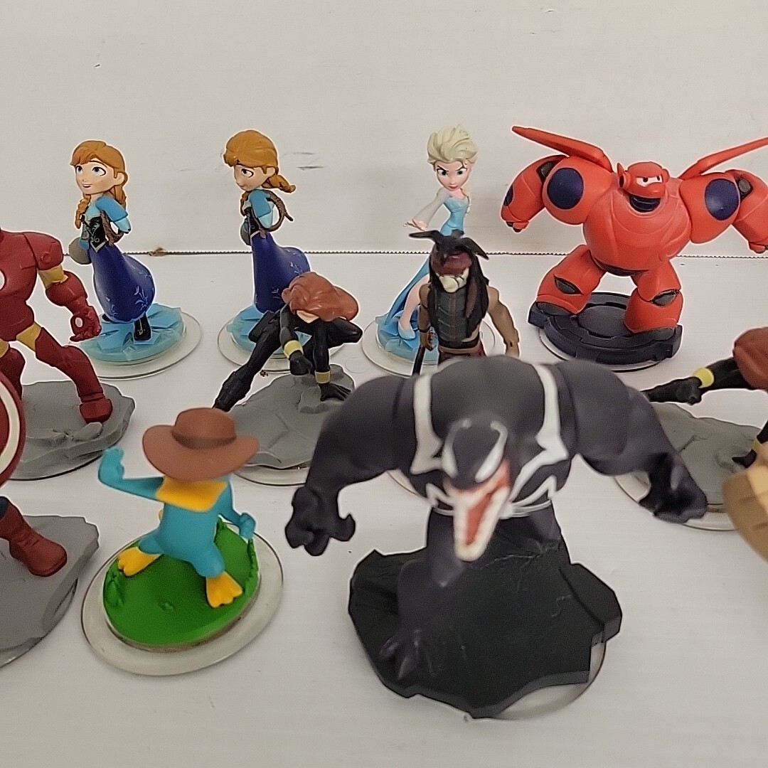 Disney Infinity Lot of 15 Figures, Hulk Captain America Iron Man Frozen Thor