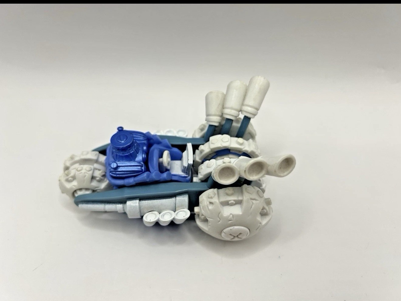 Skylanders Superchargers Gold Rusher Power Blue Vehicle