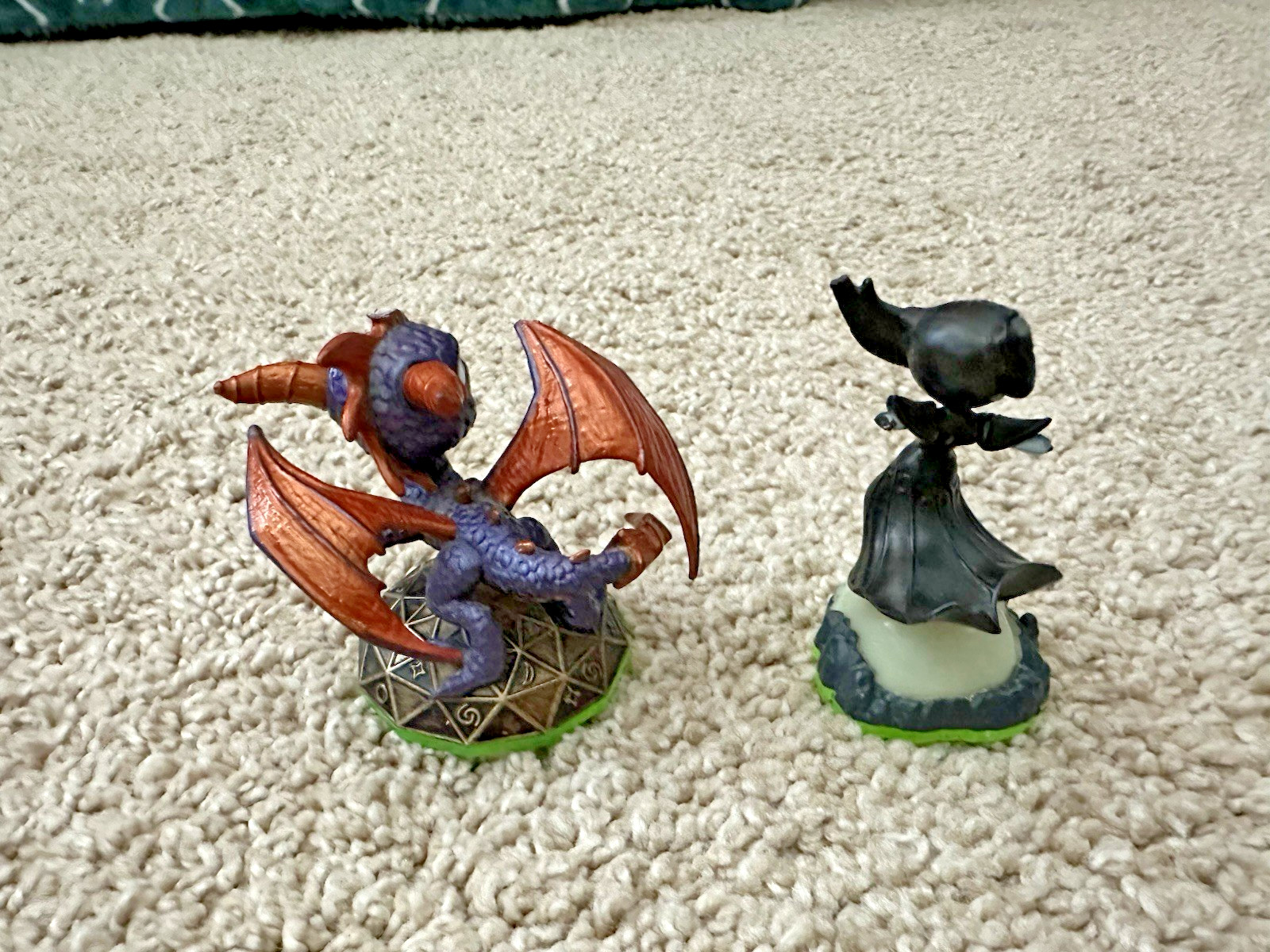 Skylanders: Spyro’s Adventure/Giants Figures(set of 13) w/ Portal of Power + USB