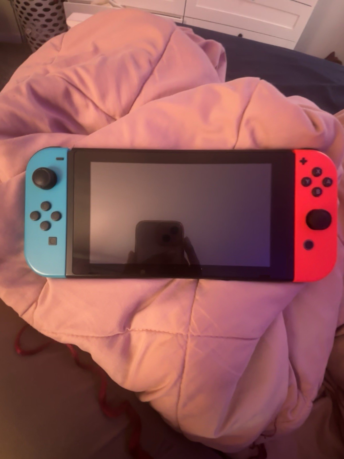 Nintendo Switch Console 32GB w/ Neon Red & Blue Joy-Con, Wi-Fi, 720p HD