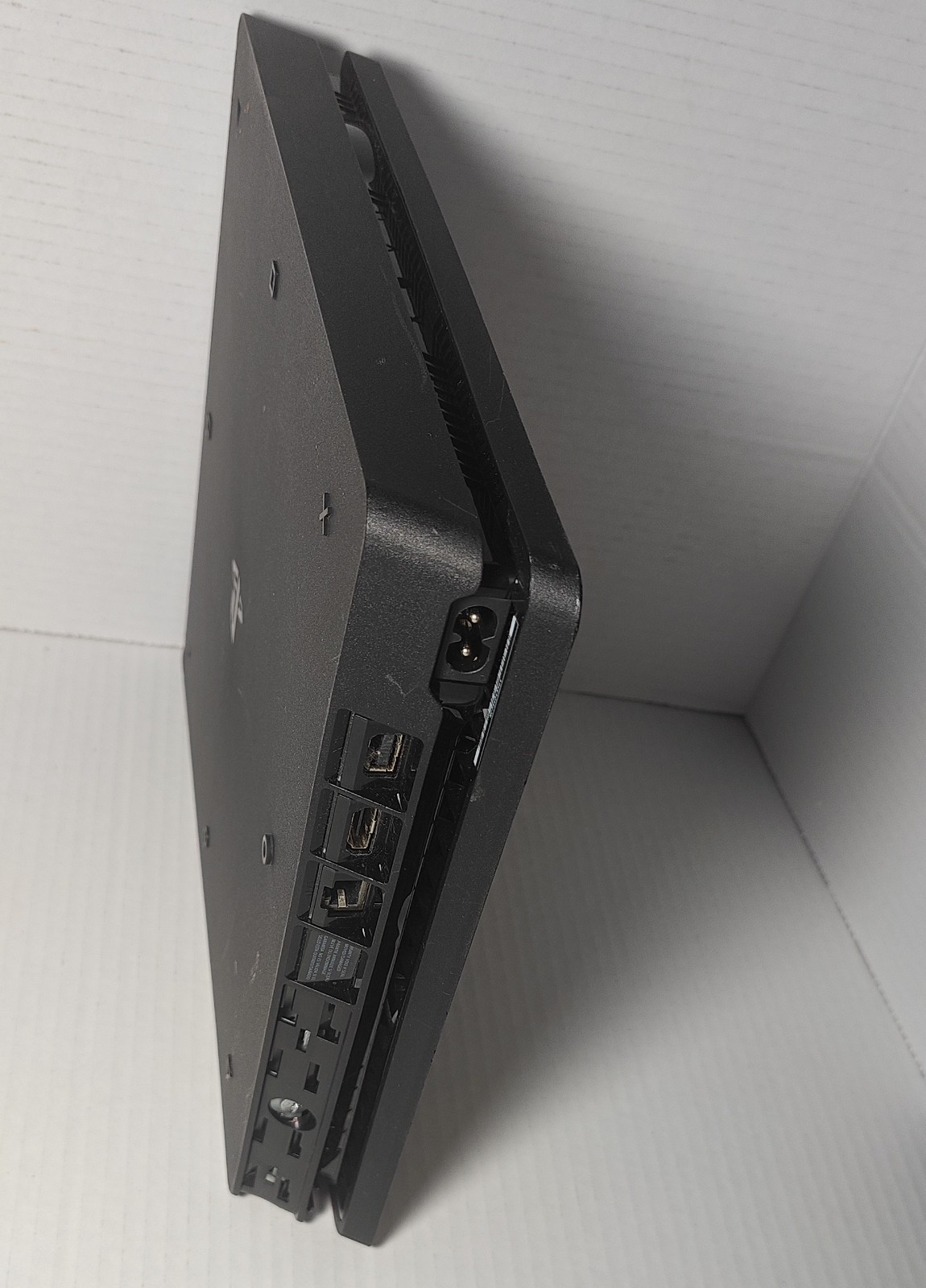 PS4 Slim 500GB Bundle