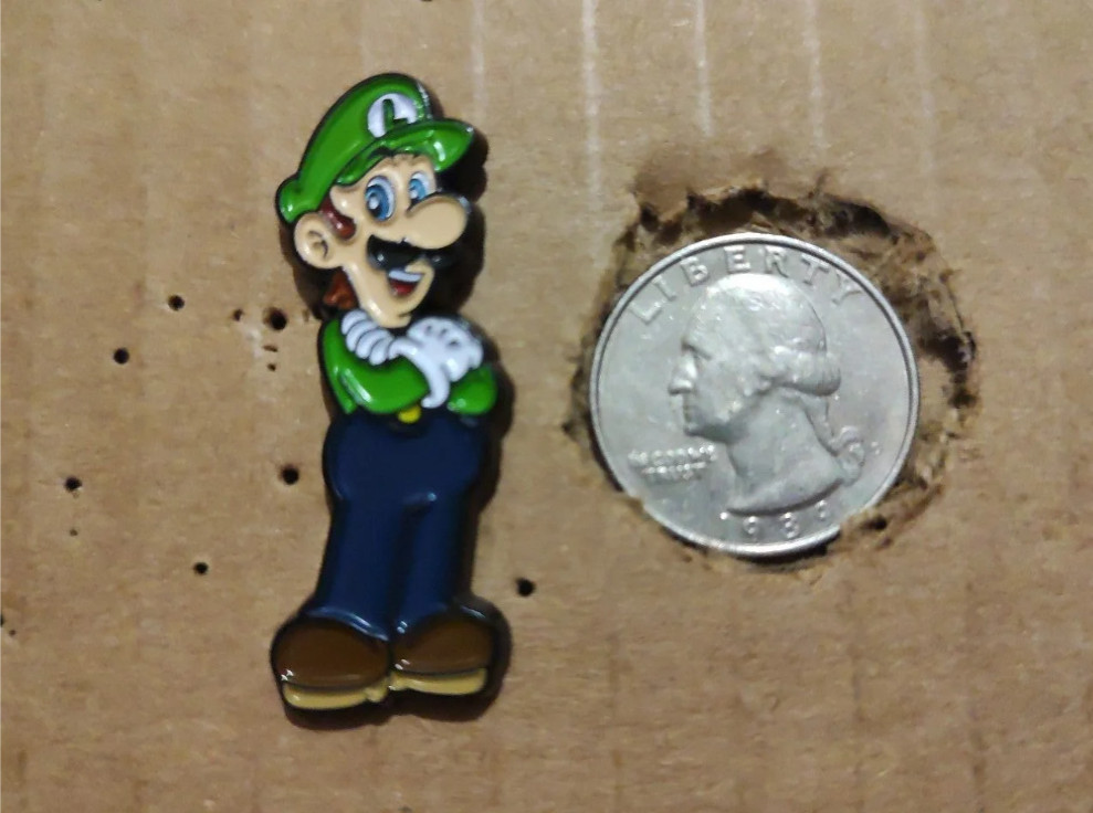 Super Mario Luigi Enamel Pins Bundle Official Nintendo Collectible Badges 2x