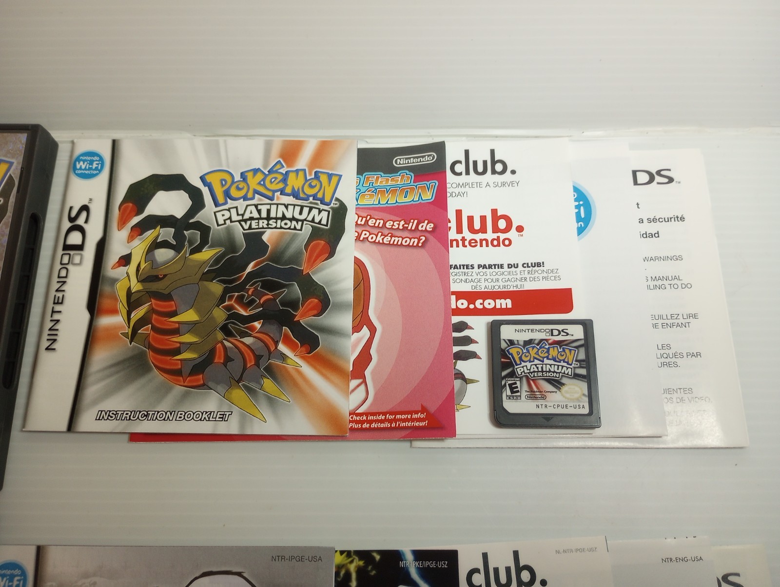 Nintendo DS Pokemon Platinum SoulSilver HeartGold Complete Game Case Manual +