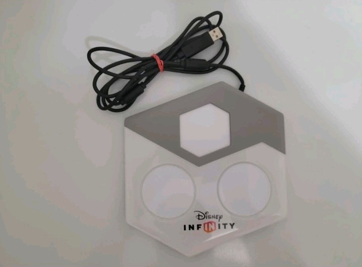 Disney Infinity Portal Pad NFC Reader USB Xbox 360 (works with 1.0, 2.0 and 3.0)