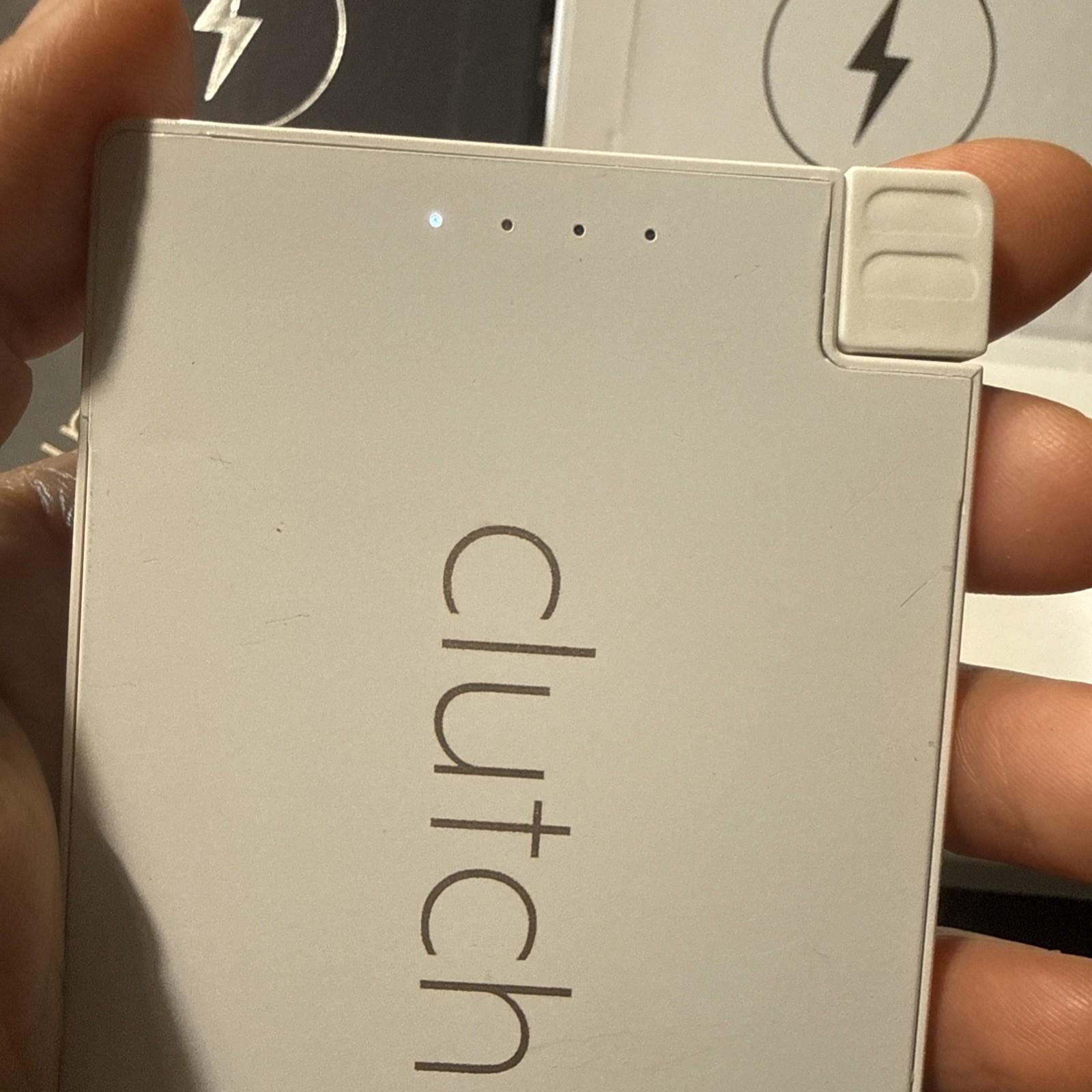 2 CLUTCH PRO Lightning Magnetic Portable Charger 3300 & 5000mAh Powerbank