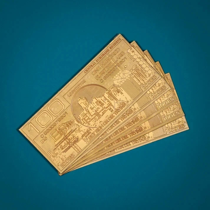 Cyberpunk 2077 Metal EuroDollar Replica | 24k Gold-Plated Limited Edition NEW