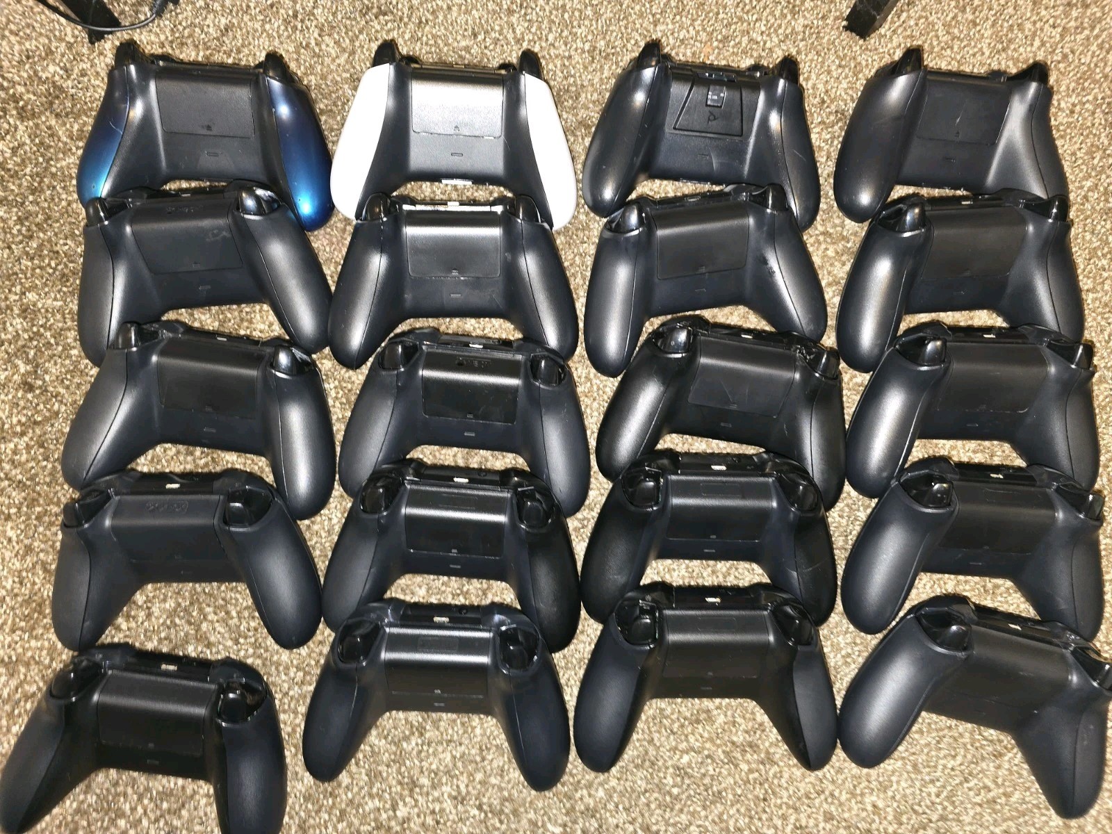 Xbox One / Series Controller Lot – 20 Total