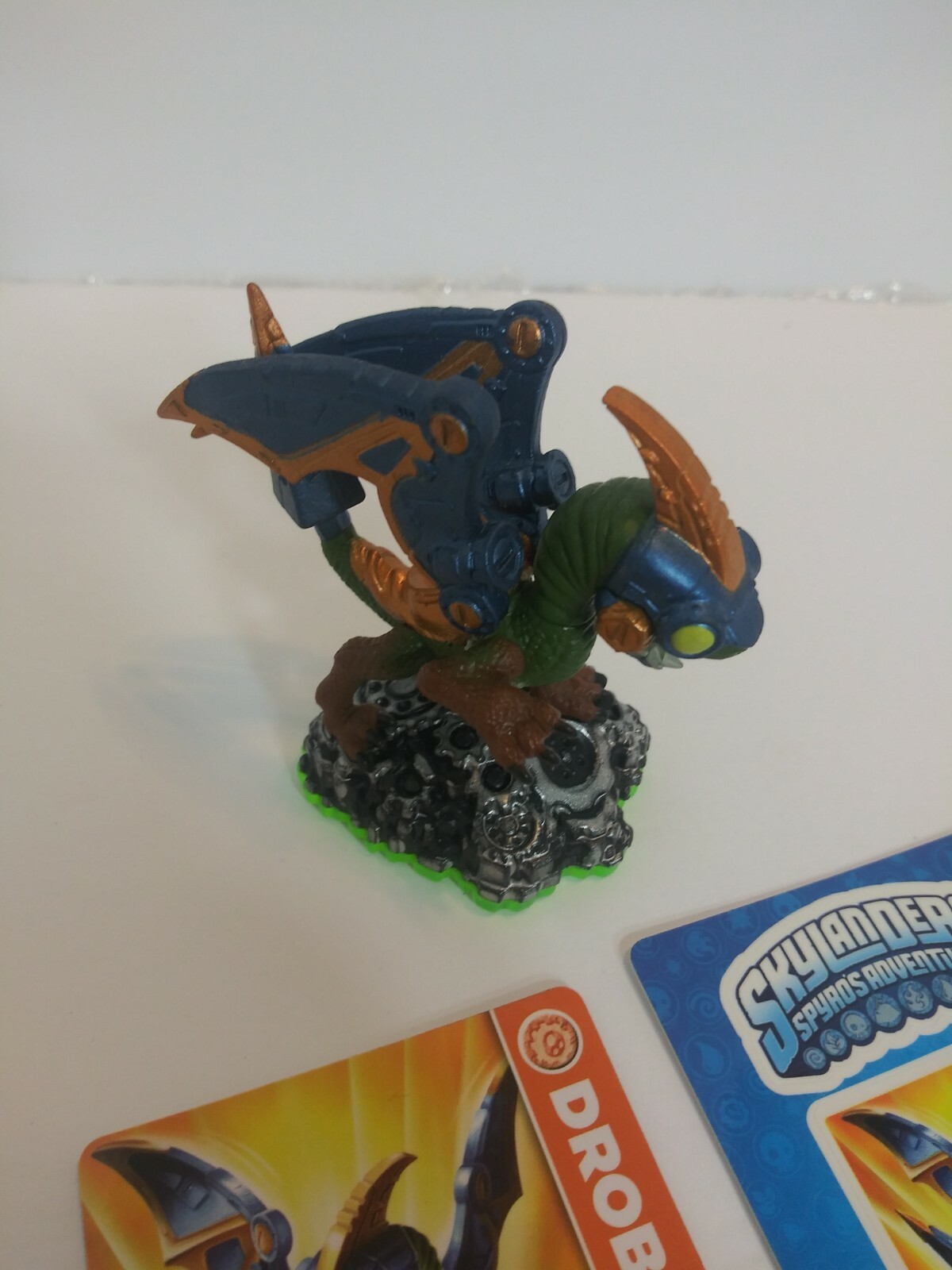 Skylanders: Spyro’s Adventure: DROBOT Figure with Card
