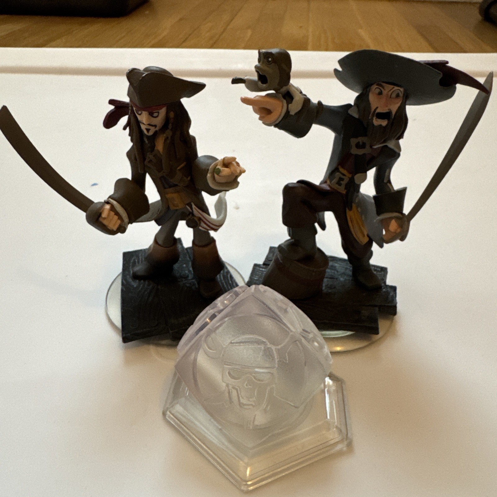 Disney Infinity 1.0 Bundle Xbox 360 Game, Base, Figures, Play Sets & Power Discs