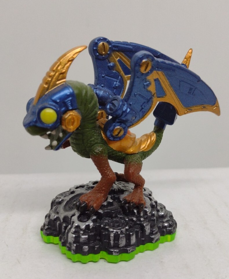 Skylanders: Spyro’s Adventure: DROBOT Figure 83986888 – FREE TRACKED SHIPPING