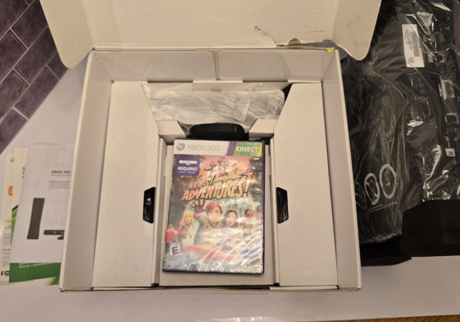 XBOX 360 4GB Kinect NEW GAME CIB *Tested & Works*