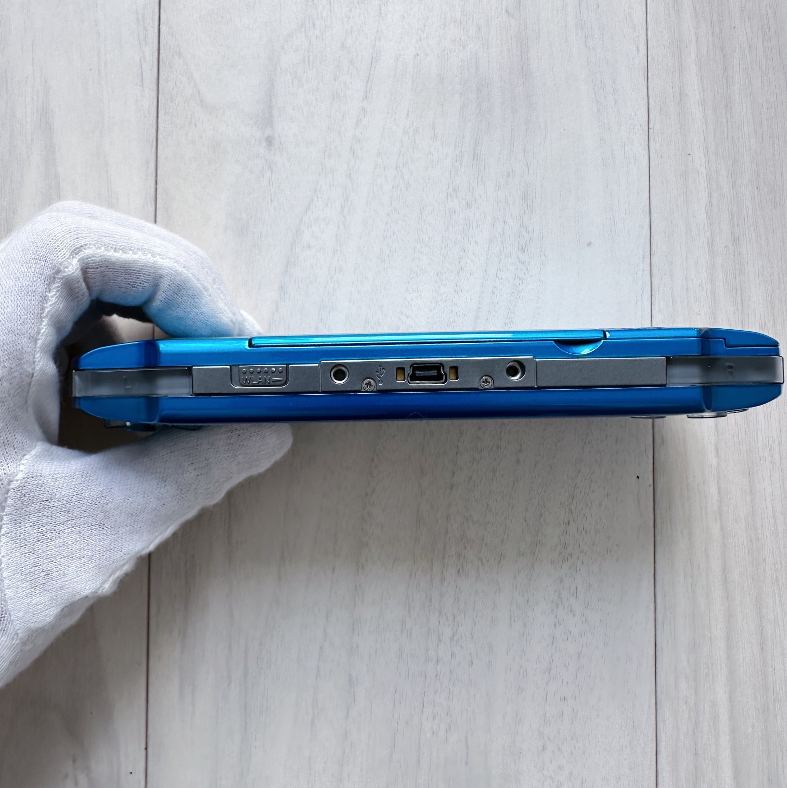 Sony PSP-3000 VIBRANT BLUE console w/ Battery Working