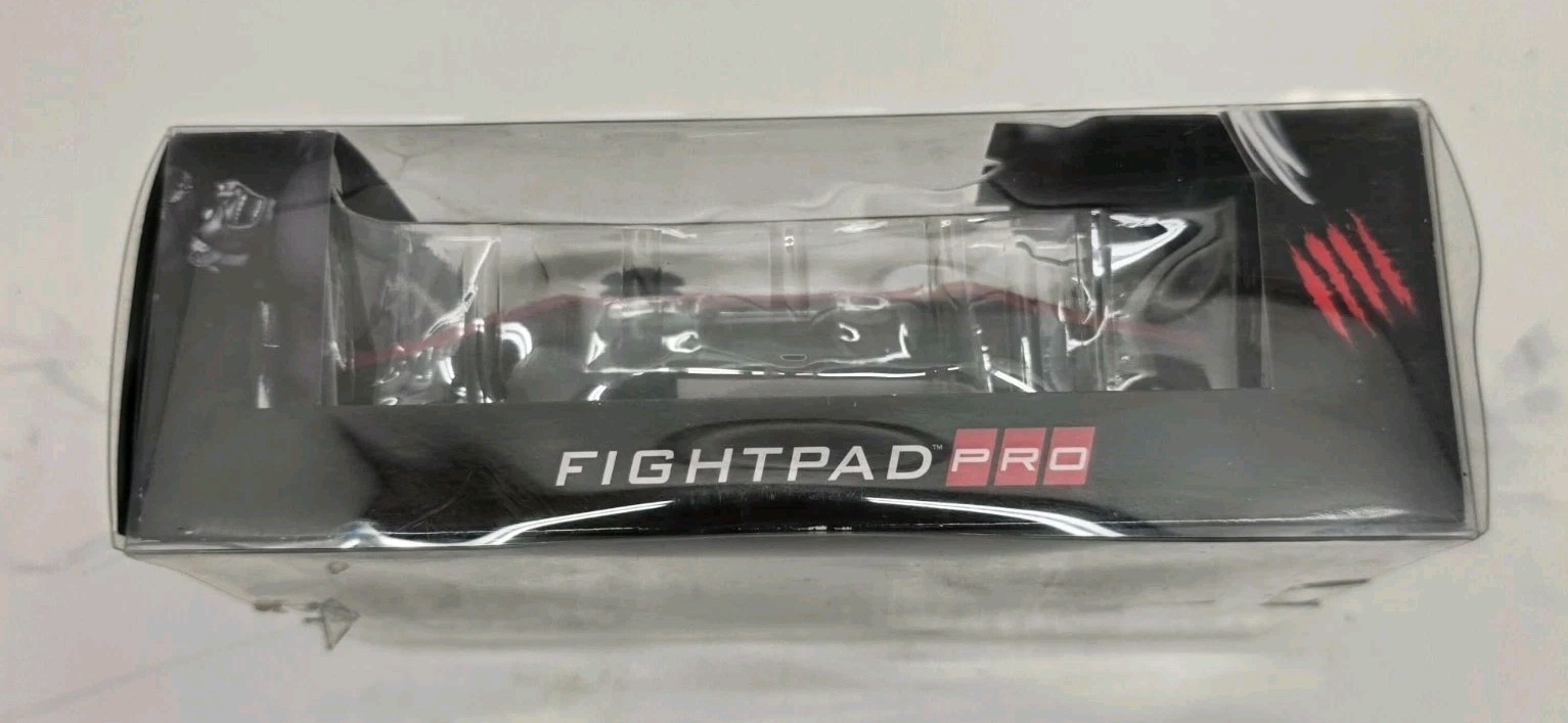 Mad Catz Playstation Street Fighter V Fight Pad PRO PS3 PS4 Controller Red *NEW
