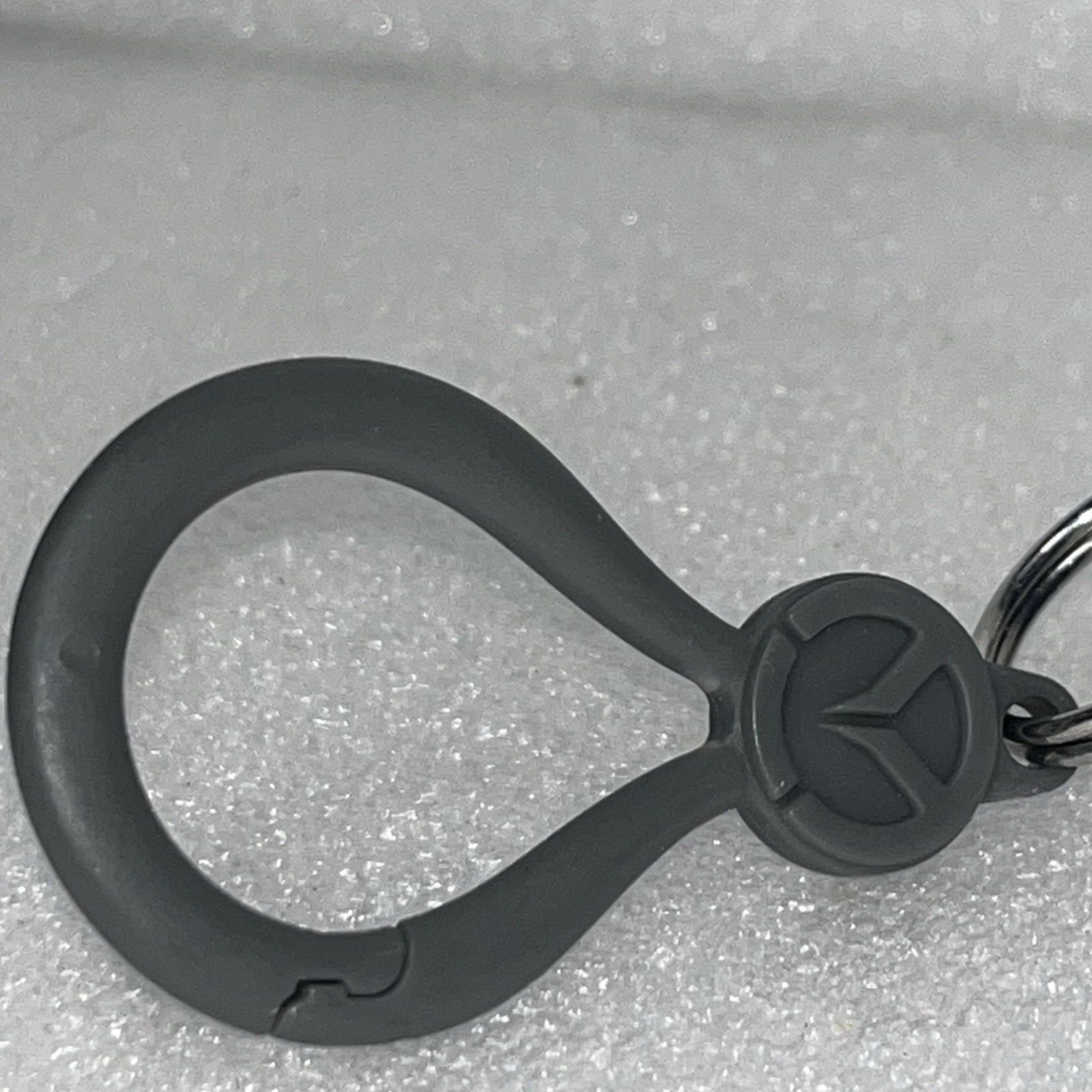 Blizzard Overwatch Backpack Clips Hangers Series 2 Widowmaker Figure Blizzcon