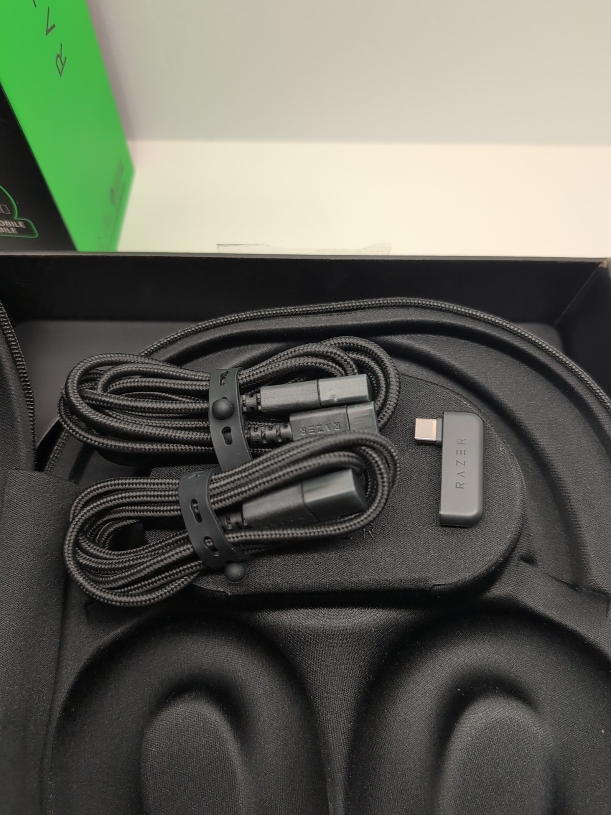 Razer Barracuda Pro Wireless Gaming Headset for PC/Console Hybrid ANC W/ Box #2