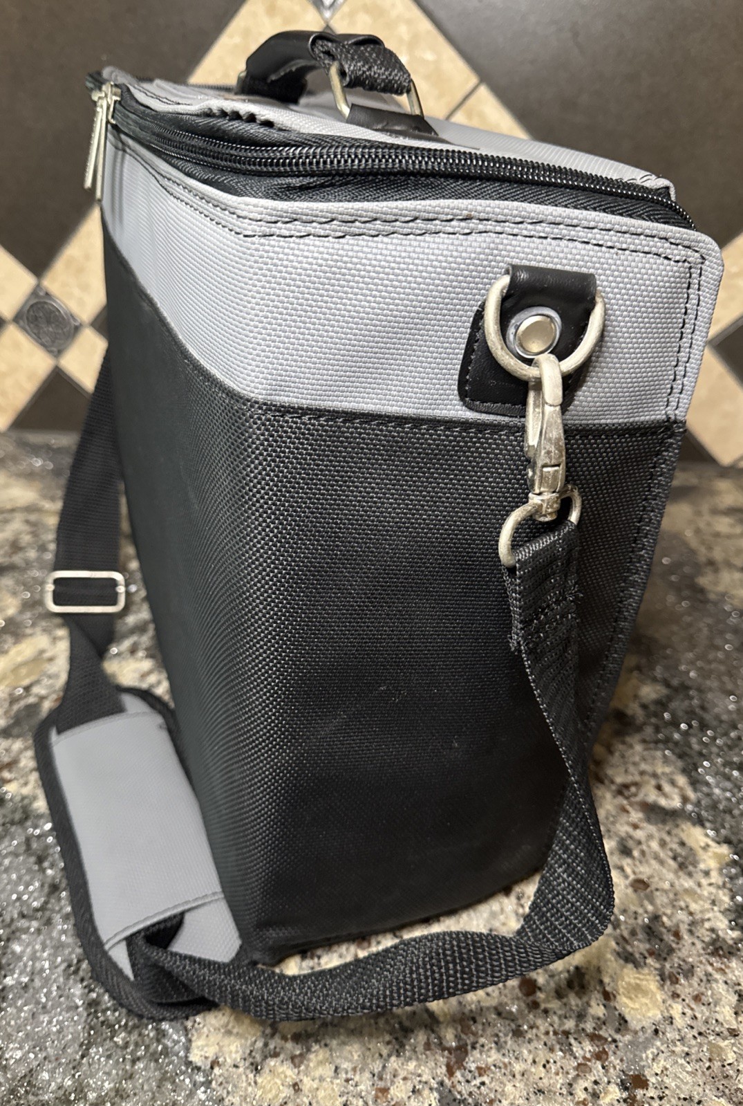 G-Pak Padded Travel Bag Nintendo Wii Naki World Gray & Black Case Carry Case