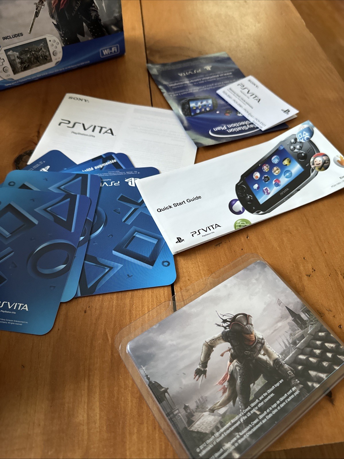 Sony PS Vita PCH-1001 Assassin’s Creed Bundle White In Box No Game/charger