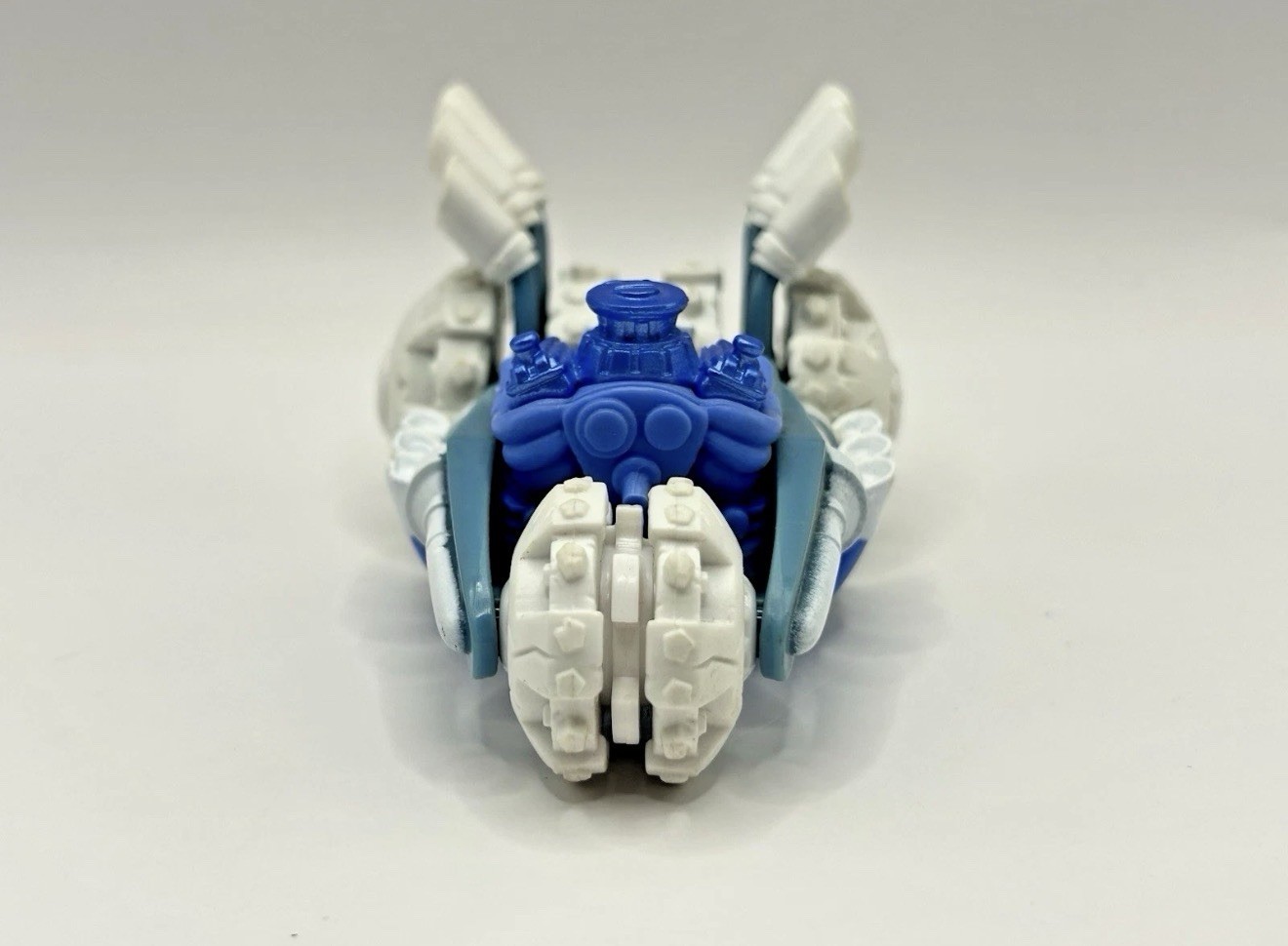 Skylanders Superchargers Gold Rusher Power Blue Vehicle