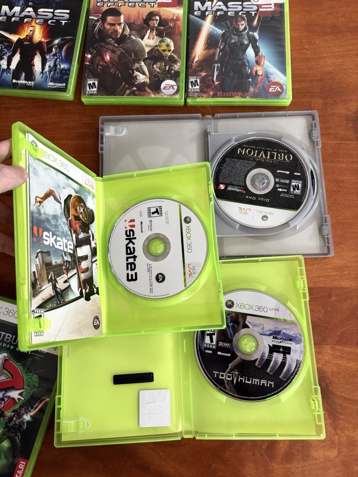 Xbox 360 Game Lot of 10 Games CIB – Mass Effect Trilogy Skate 3 GRID Oblivion +