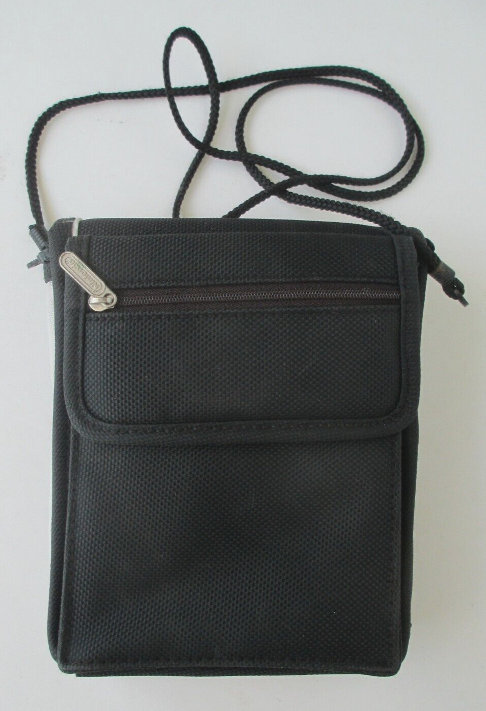 Nintendo Game Boy Advance Carrying Case Black and White, 4 Pockets, Vintage