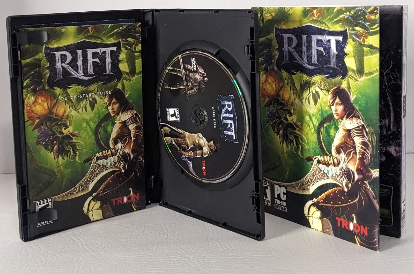 Rift PC DVD-ROM Video Game W/ Original Slipcover 2011 Trion Worlds