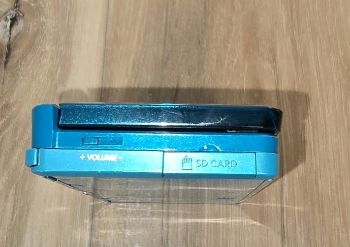NINTENDO 3DS AQUA BLUE CTR-001: TESTED / WORKING With Charger And CASE