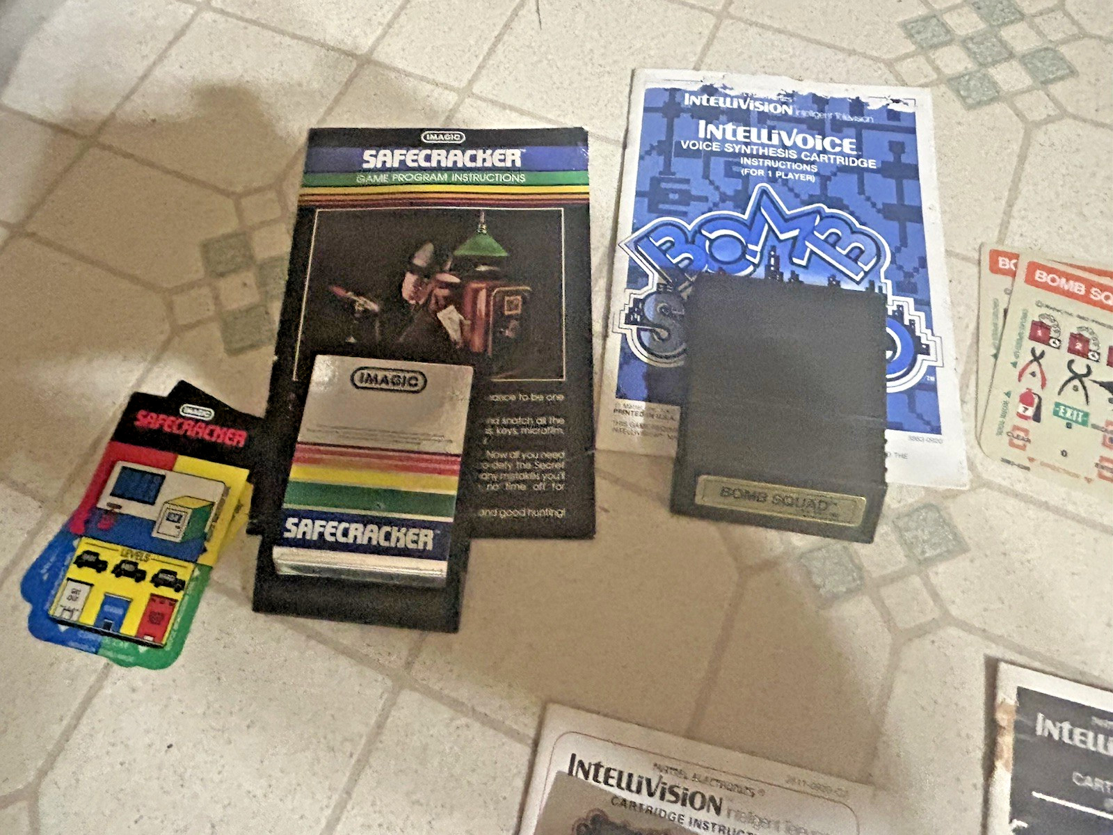 VINTAGE INTELLIVISION GAMES ADVANCED DUNGEONS AND DRAGONS SAFECRACKER BOMB SQUAD