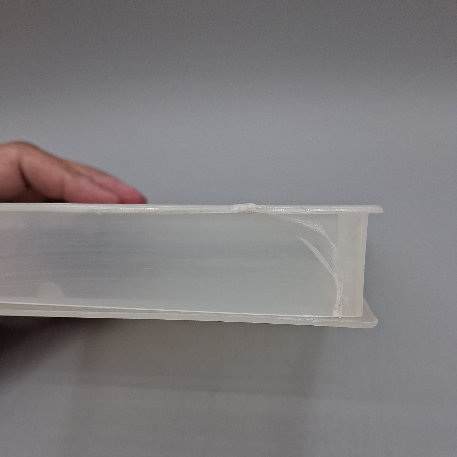 Nintendo: Clear Plastic NES Cartridge Hard Clamshell Case 5 1/4 x 6″ (SCW13)