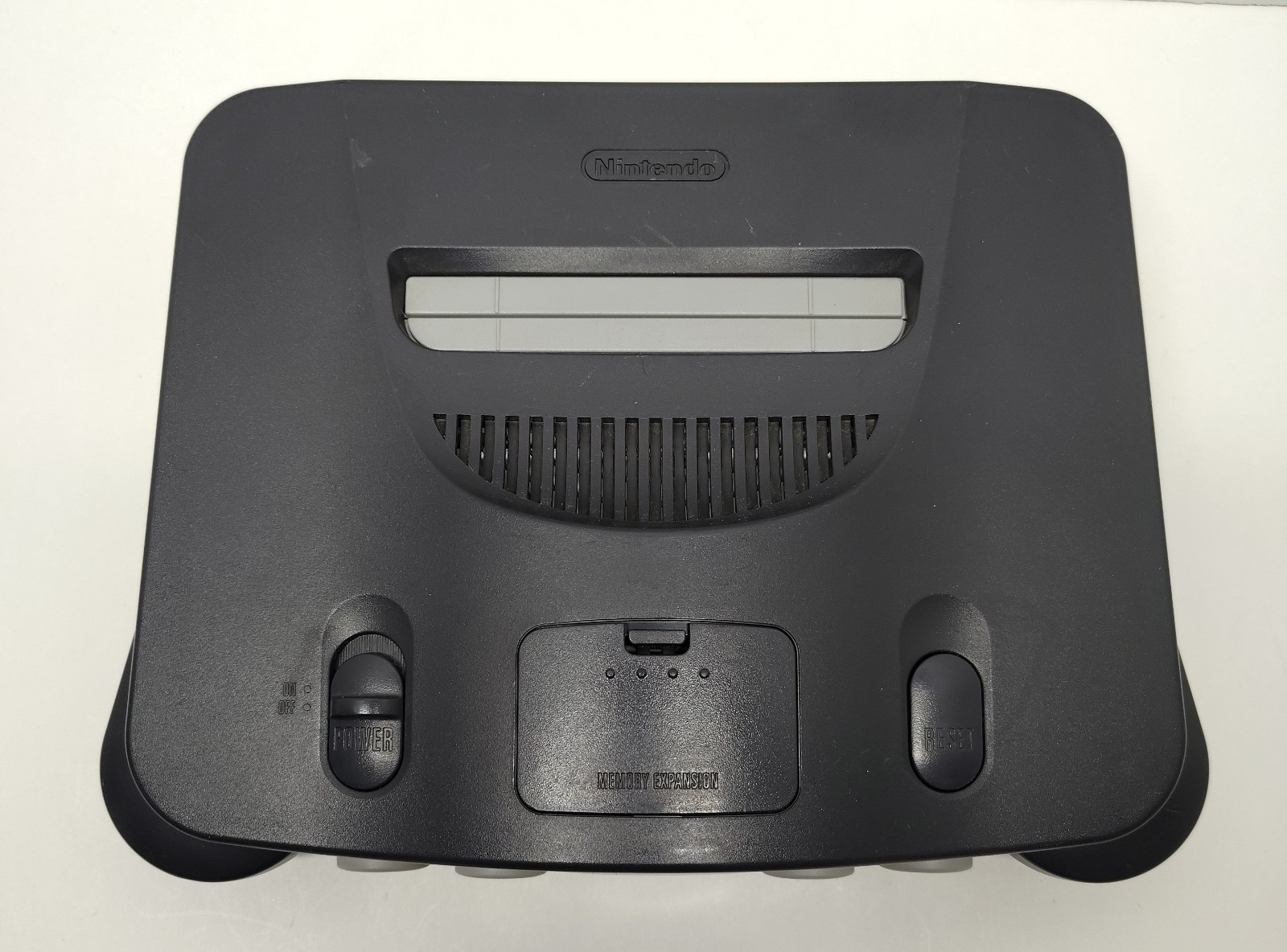 Nintendo N64 NUS-001 JPN 2 Games – 2 Controllers & Plays US & Japanese Games
