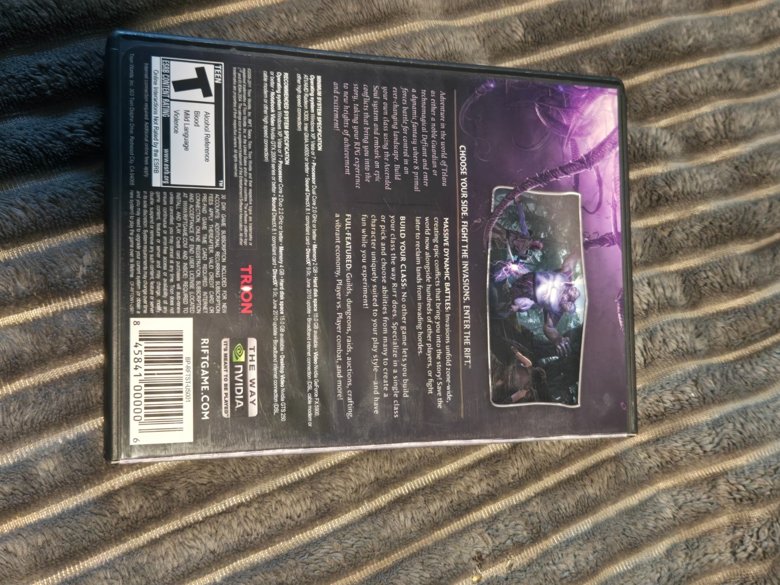 RIFT PC Game DVD-ROM Trion Worlds Fantasy MMO RPG Teen Rating 2011 w Poster