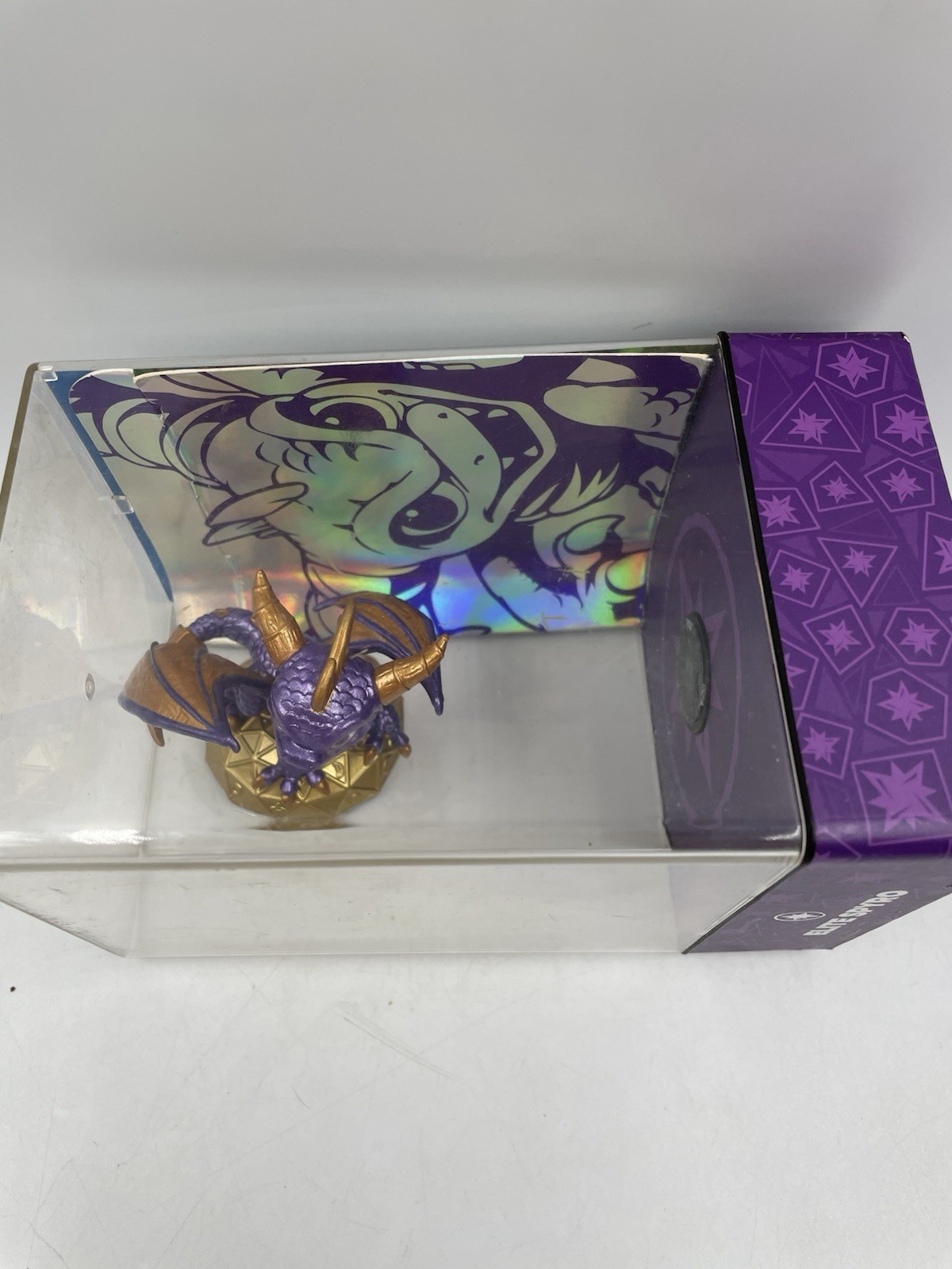 Skylanders Eon’s Elite Spyro in Case