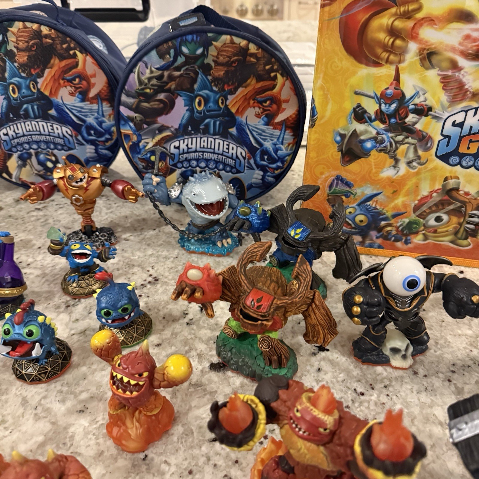 Large Skylanders Figure & Accessory Lot (Read Description) Giants Spyro Swap Etc