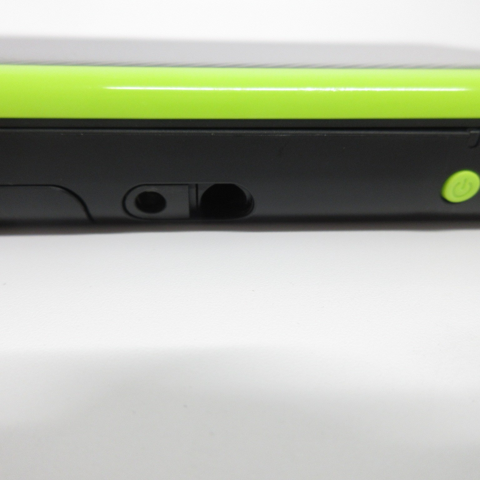 【Very Good】Nintendo New 2DS LL XL Black x Lime Console ONLY Japan Ver. #DEN/08/0