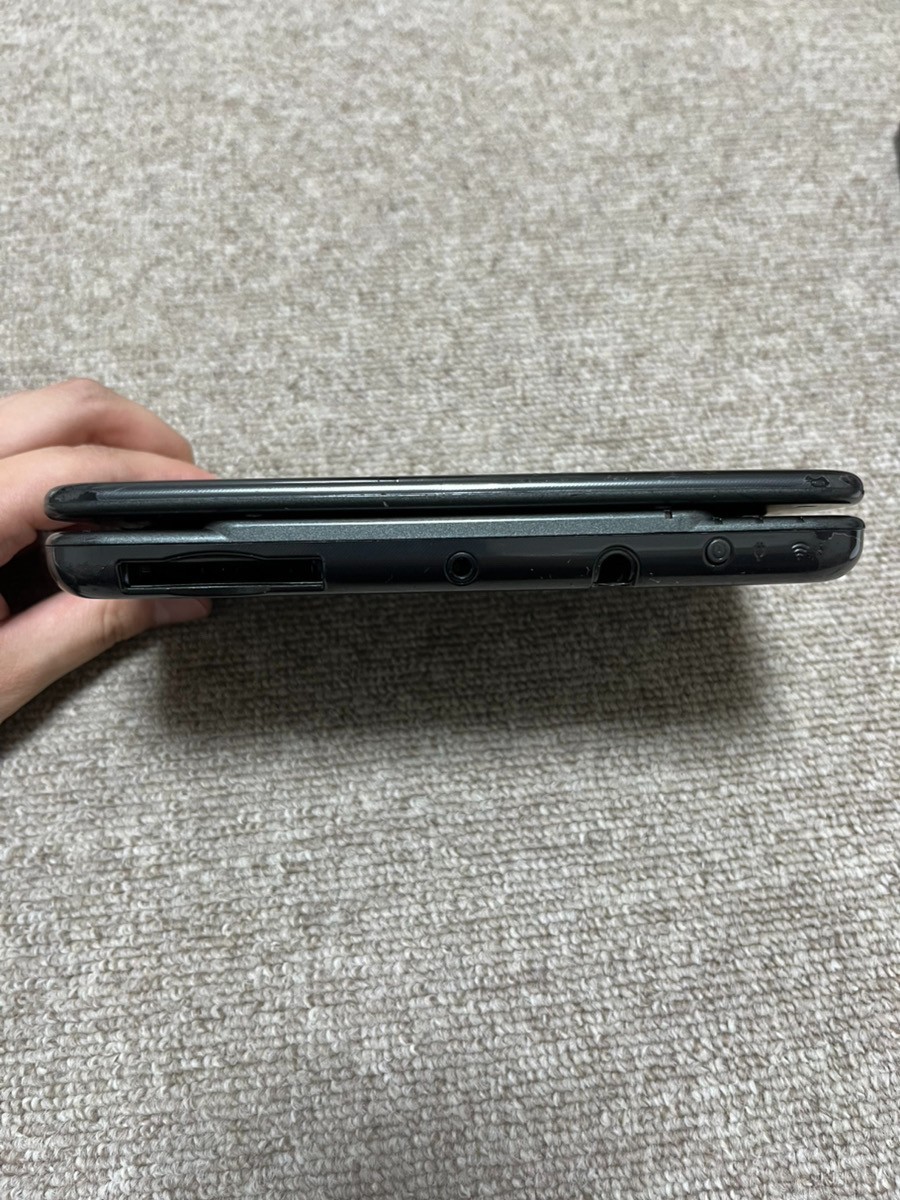 New 3DS LL XL Metalic black Japan Nintendo Console region Japanese B36