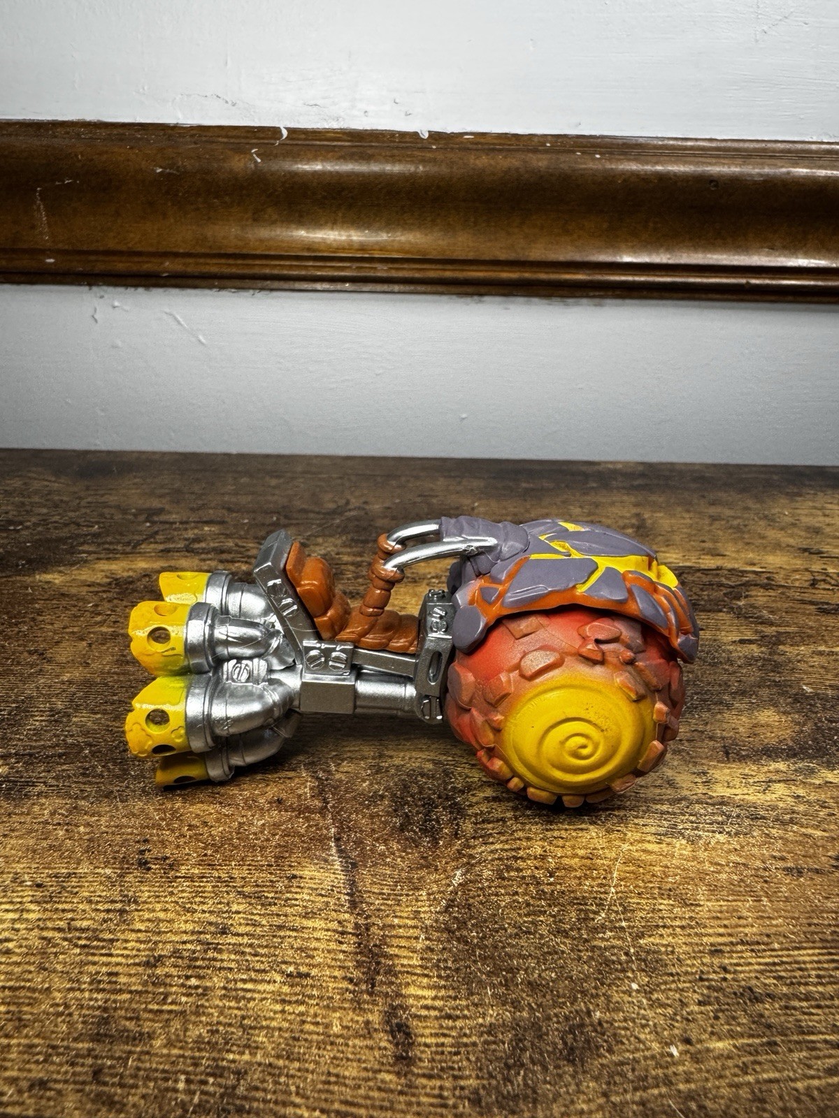 Skylanders SUPERCHARGERS Vehicle: BURN CYCLE (Land Bike)