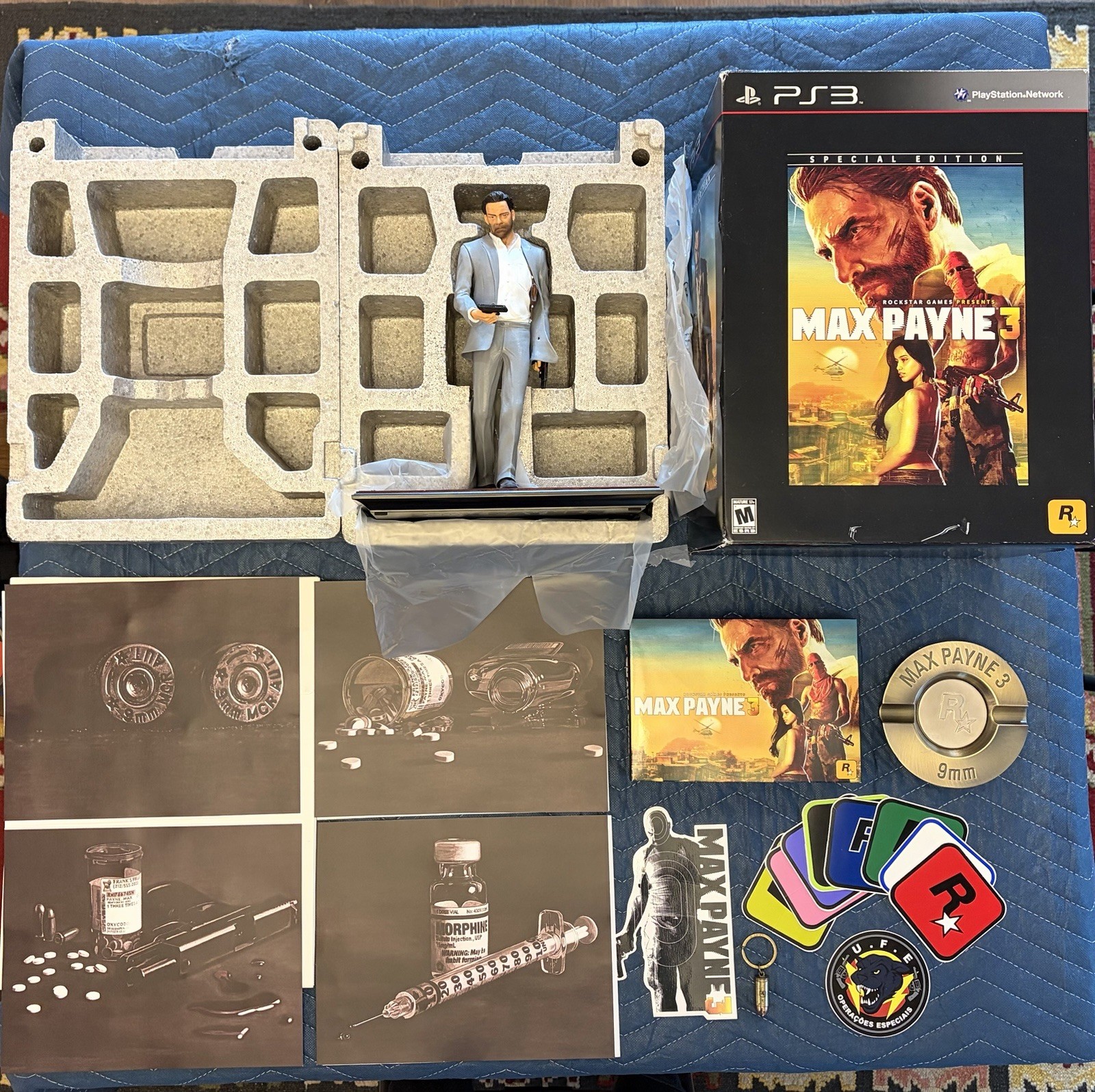 Max Payne 3 Special Edition With Rare Rockstar Games Ashtray and Vinyl Stickers