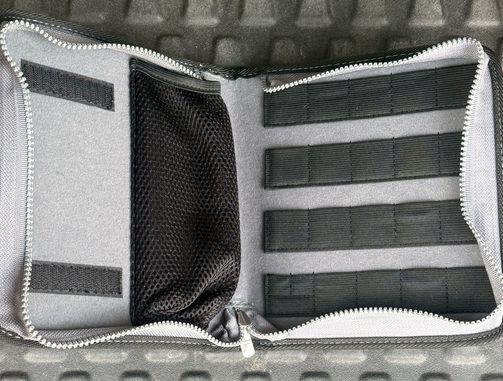 PS Vita PlayStation Console Official Sony Carrying Case Travel Bag Fits 20 Games