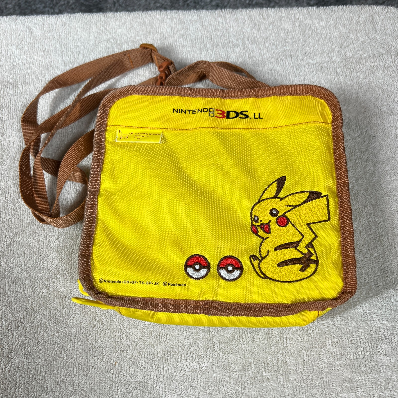 Pokemon Pikachu Carrying Case Shoulder Bag Yellow New Nintendo 3DS XL Japan
