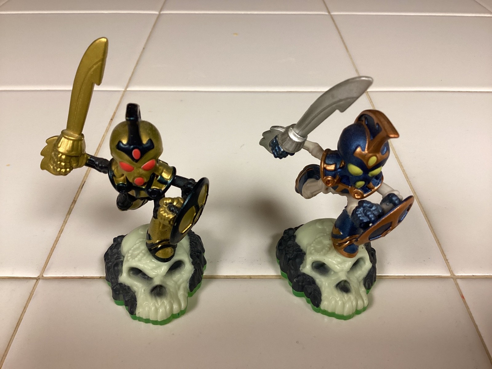 Skylanders lot(4): Legendary Trigger Happy, Legendary Chop Chop, etc